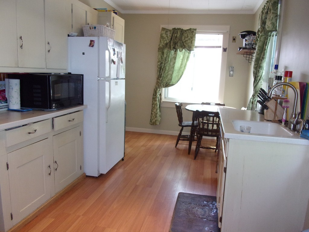 287 Holyoke Road Westfield, MA 01085 - Photo 7 of 30 Gallery Image 7