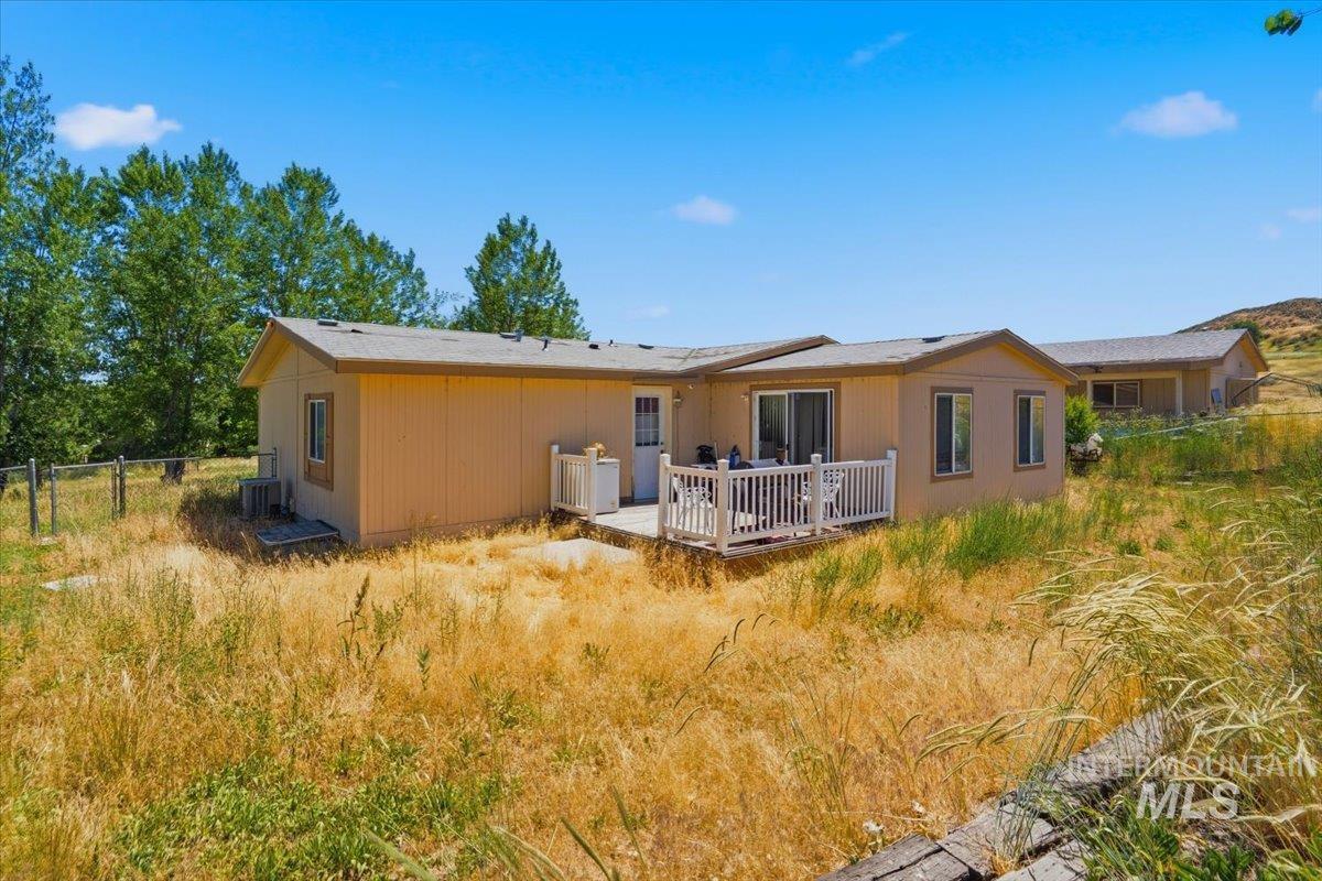 9735 Bill Burns Road Emmett, ID 83617 - Photo 31 of 44