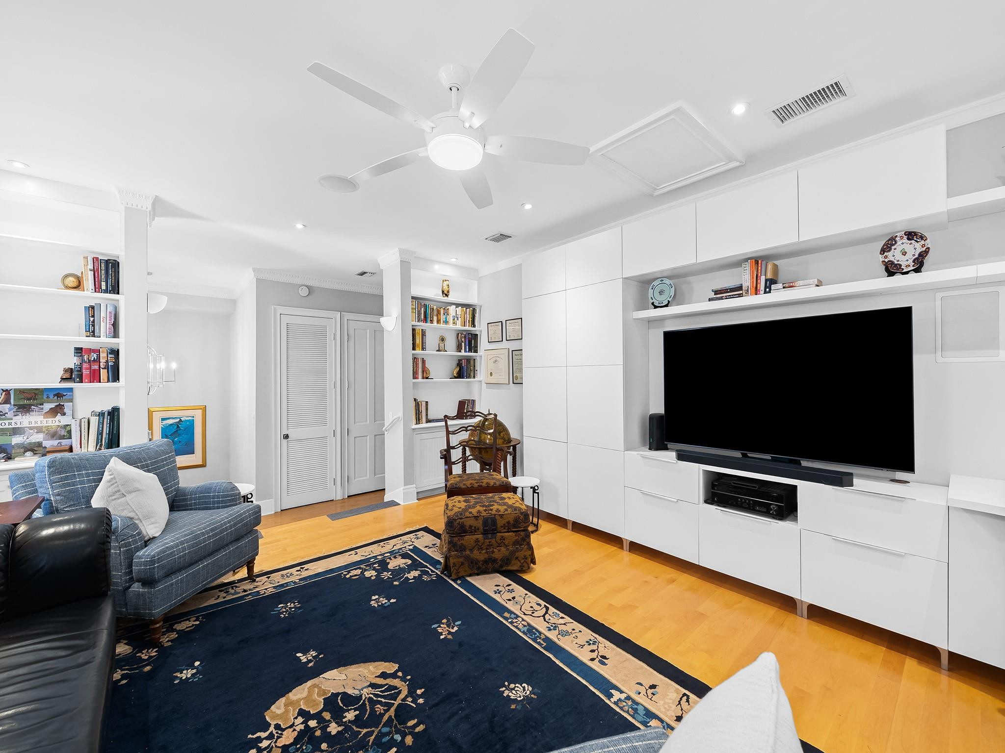 525 North Victoria Park Road Fort Lauderdale, FL 33301 - Photo 18 of 52 a living room with furniture and a flat screen tv