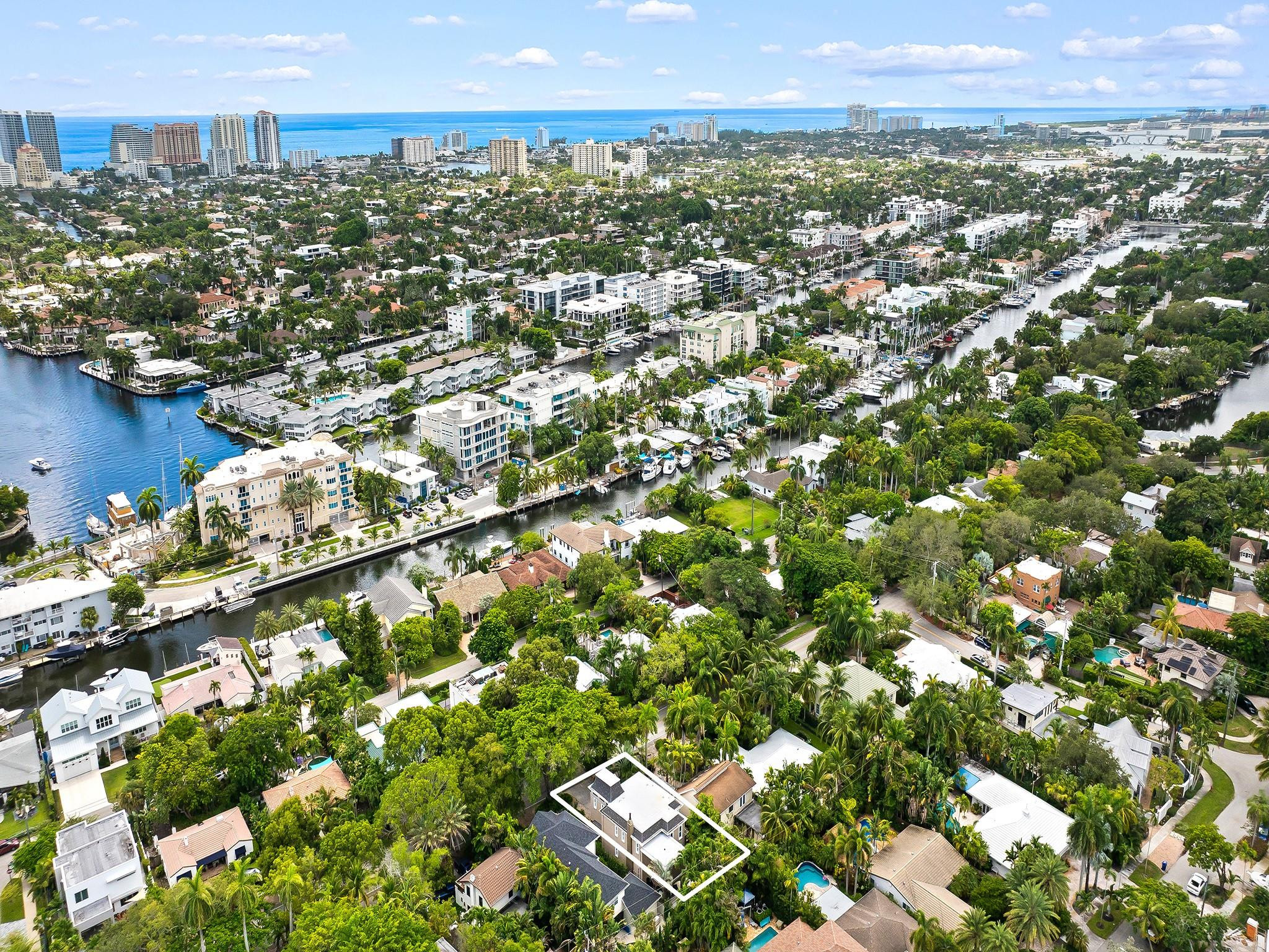 525 North Victoria Park Road Fort Lauderdale, FL 33301 - Photo 51 of 52 a view of a city