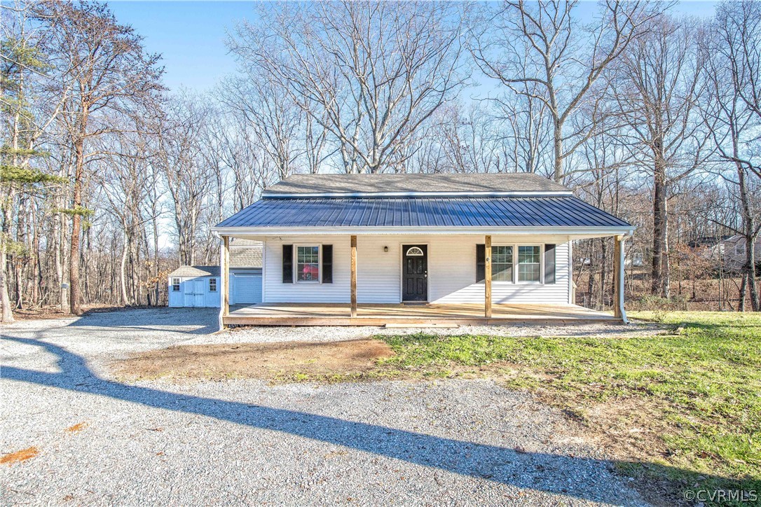 2140 Red Lane Road Powhatan, VA 23139 - Photo 3 of 28 Gallery Image 3