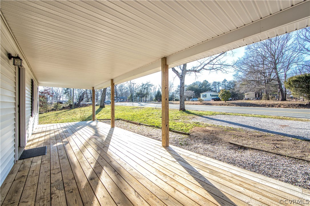 2140 Red Lane Road Powhatan, VA 23139 - Photo 6 of 28 Gallery Image 6