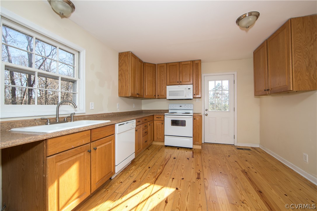 2140 Red Lane Road Powhatan, VA 23139 - Photo 8 of 28 Gallery Image 8