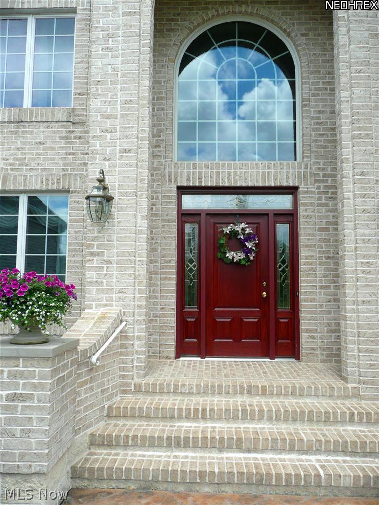 13426 Drake Road Strongsville, OH 44136 - Photo 3 of 25 Gallery Image 3