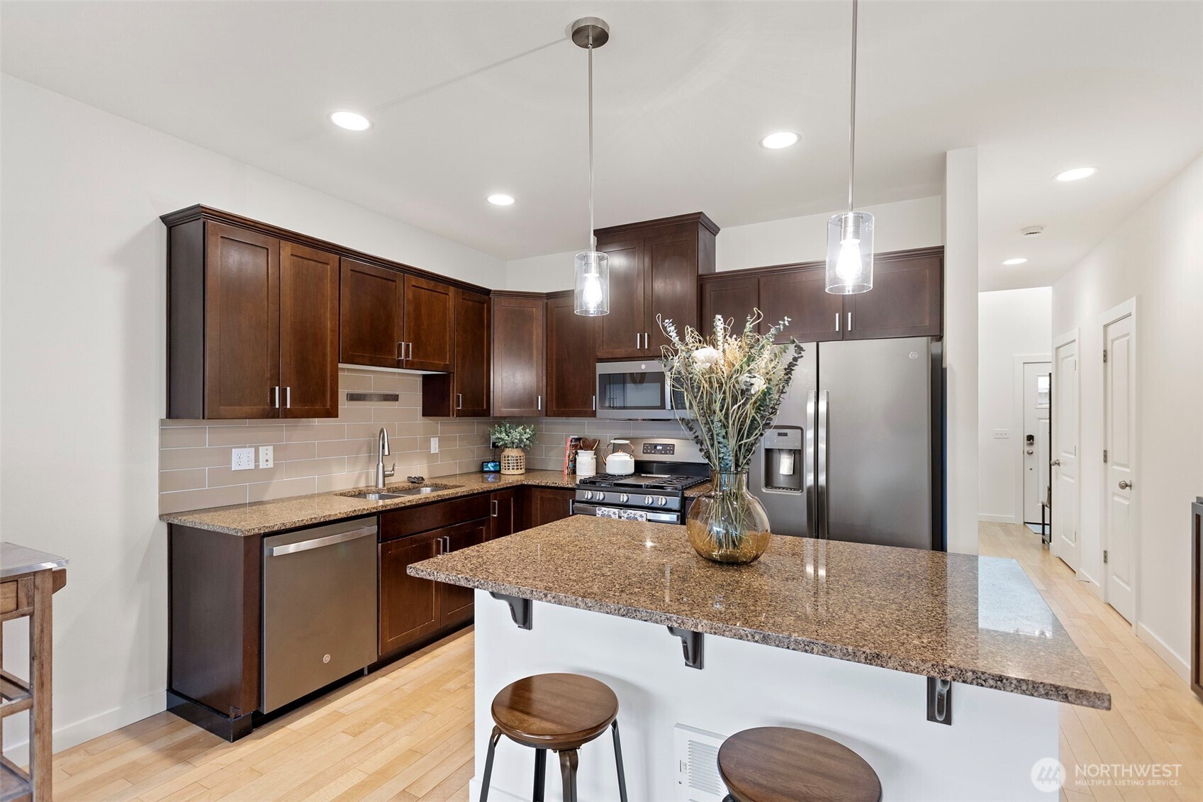 129 164th Place Southeast Bothell, WA 98012 - Photo 3 of 29