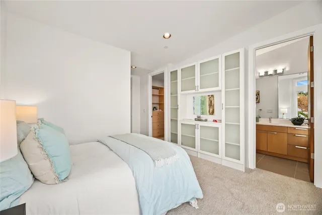 $3,682,000 | 3037 Northeast Harrison Drive, Issaquah, WA 98029