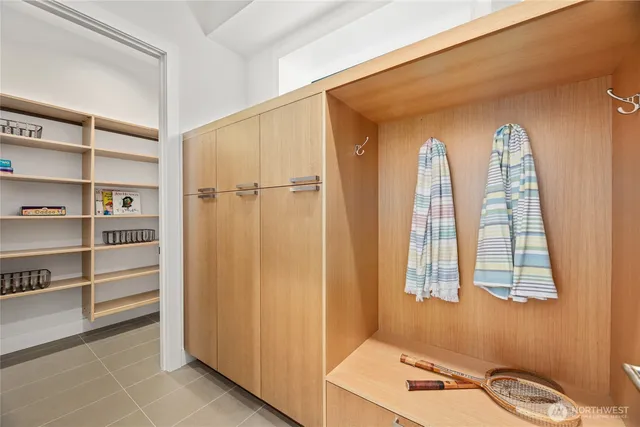 $3,682,000 | 3037 Northeast Harrison Drive, Issaquah, WA 98029