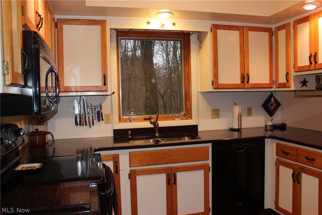 643 Ticknor Road Mogadore, OH 44260 - Photo 29 of 34 Gallery Image 29