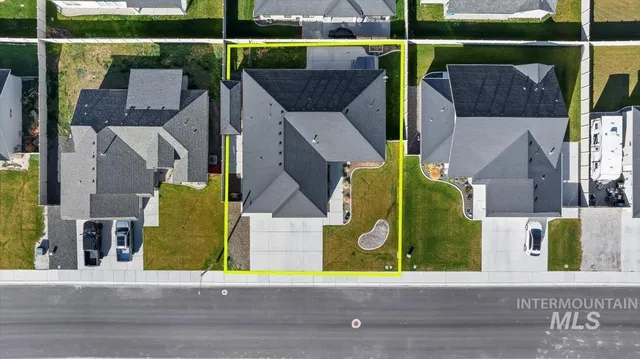 $489,900 | 924 Trapper Peak Road, Kimberly, ID 83341