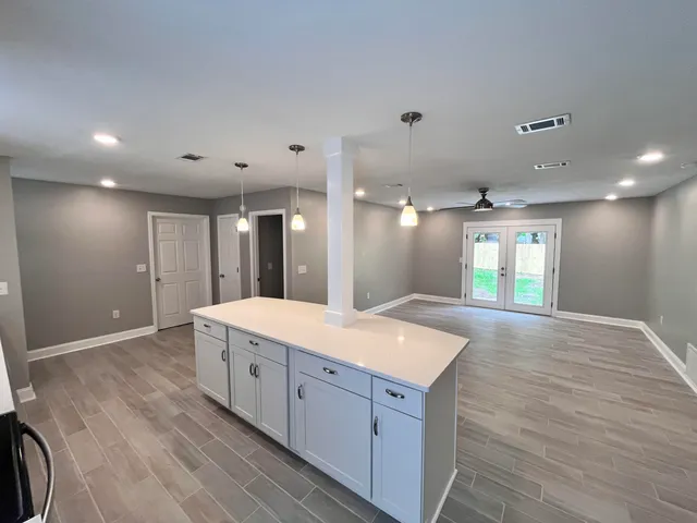 $1,750 | 795 Bay Street, Crestview, FL 32536