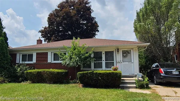 $234,800 | 3900 Norwood Drive, Trenton, MI 48183