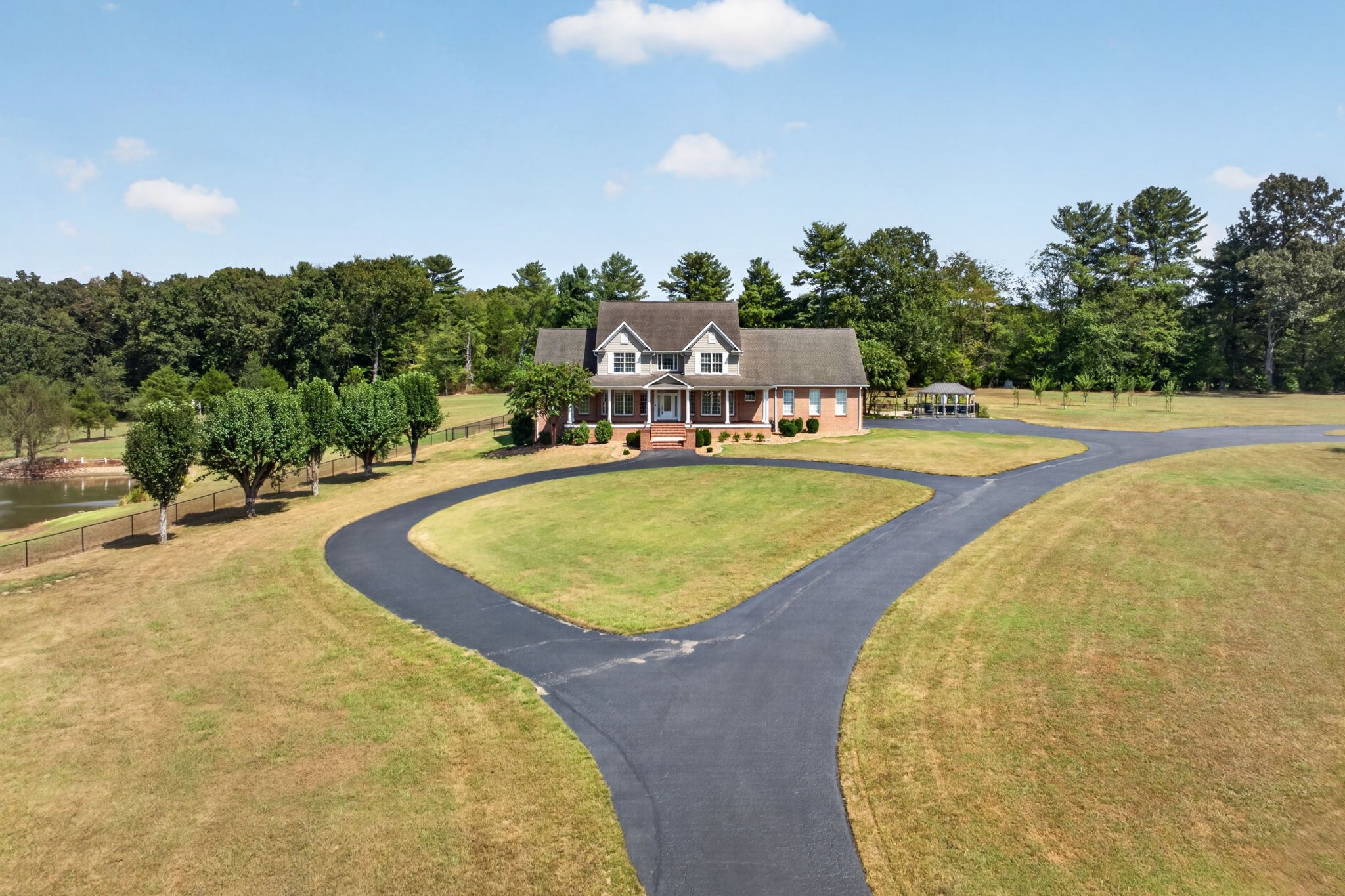 346 Parkway Road Tullahoma, TN 37388 - Photo 6 of 83 Gallery Image 6