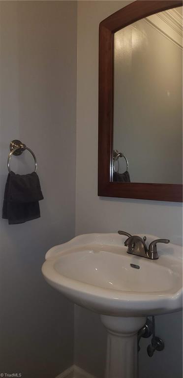 1608 Staley Road High Point, NC 27265 - Photo 8 of 30 Gallery Image 8