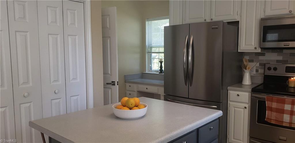 1608 Staley Road High Point, NC 27265 - Photo 10 of 30 Gallery Image 10