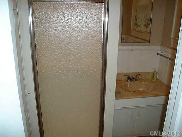 209 Calhoun Street Clover, SC 29710 - Photo 7 of 12 Gallery Image 7