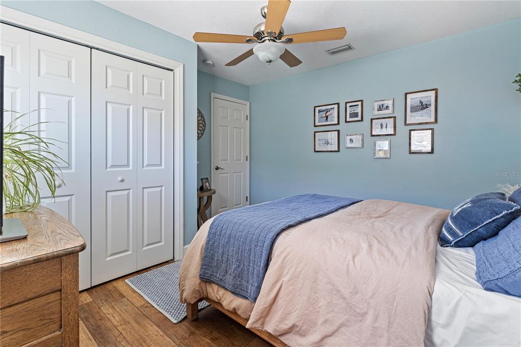 6611 Surfside Boulevard Apollo Beach, FL 33572 - Photo 30 of 34