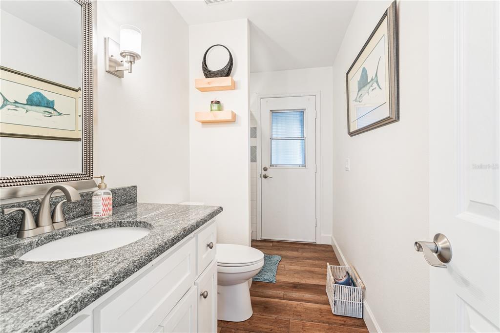 6611 Surfside Boulevard Apollo Beach, FL 33572 - Photo 31 of 34