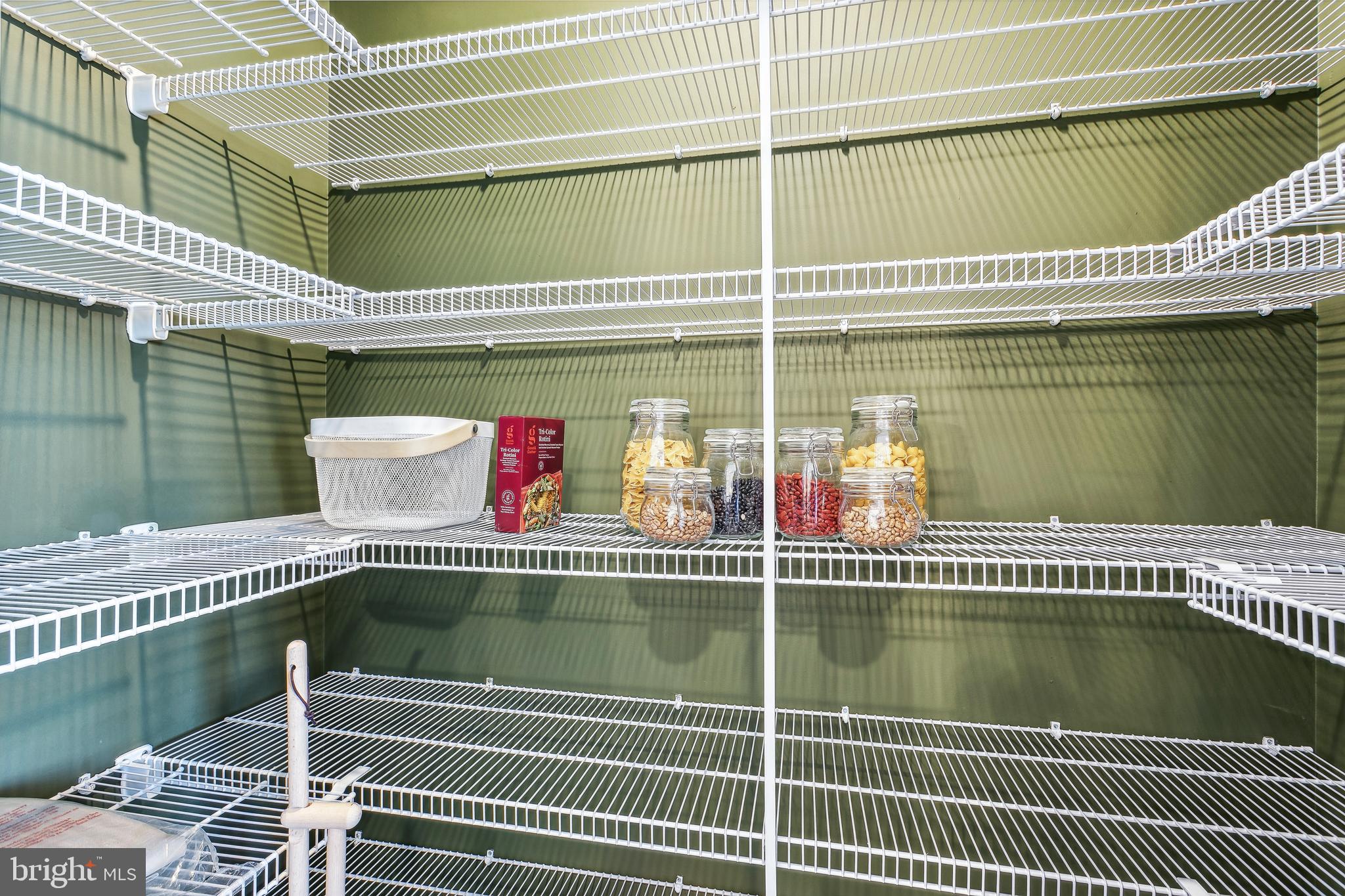 128 Locke Street, Unit 2029 Baltimore, MD 21230 - Photo 19 of 29 a view of outdoor space and a swimming pool