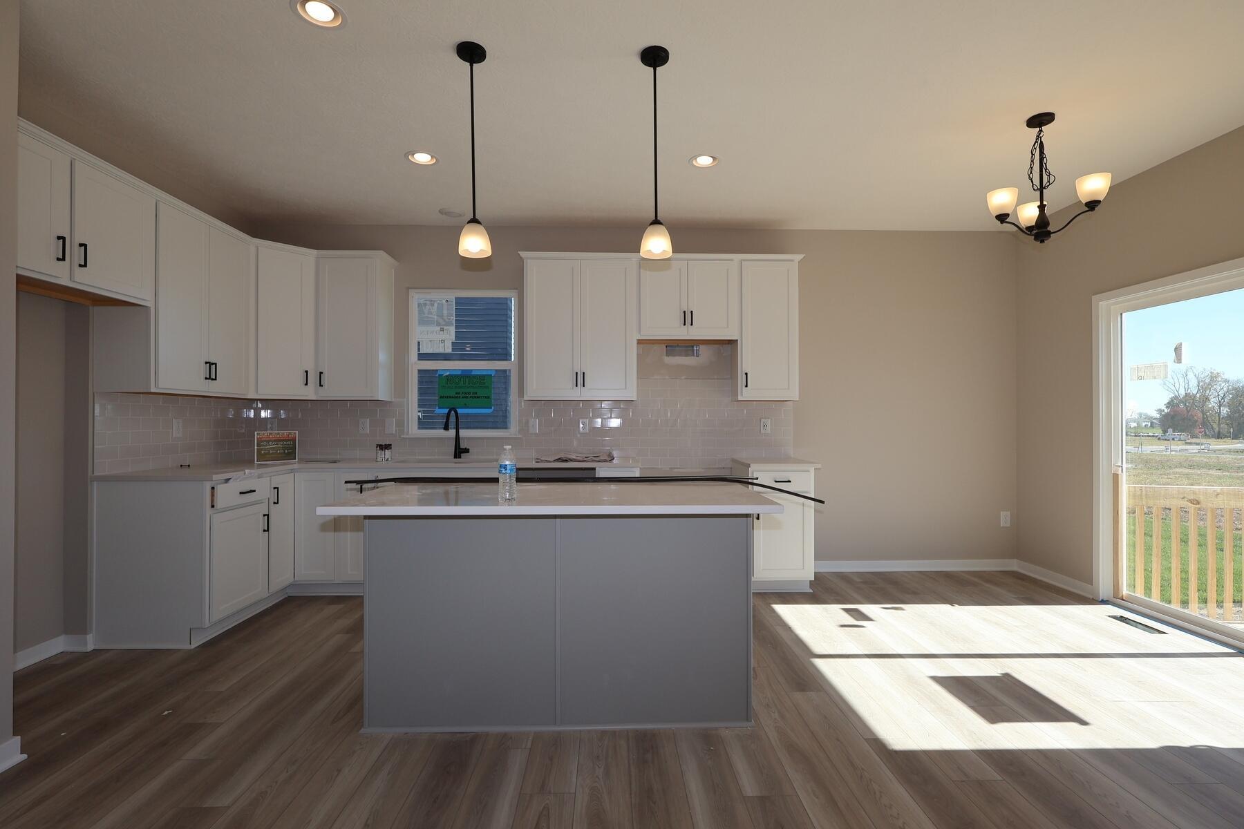 335 Cherry Hills Road Commercial Point, OH 43116 - Photo 4 of 18 Kitchen