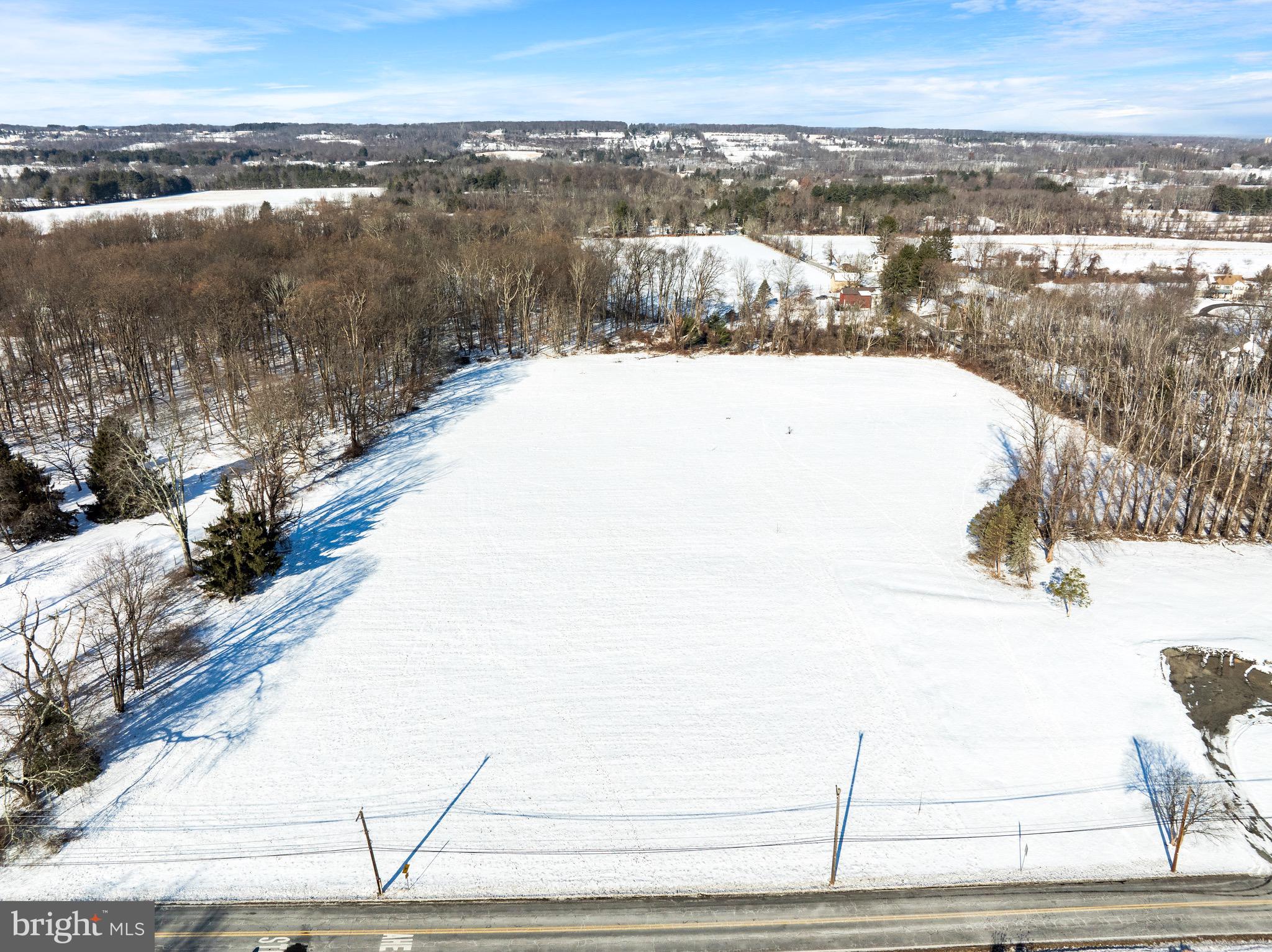 6195 Mechanicsville Road Carversville, PA 18934 - Photo 8 of 10 a view of lake and mountain