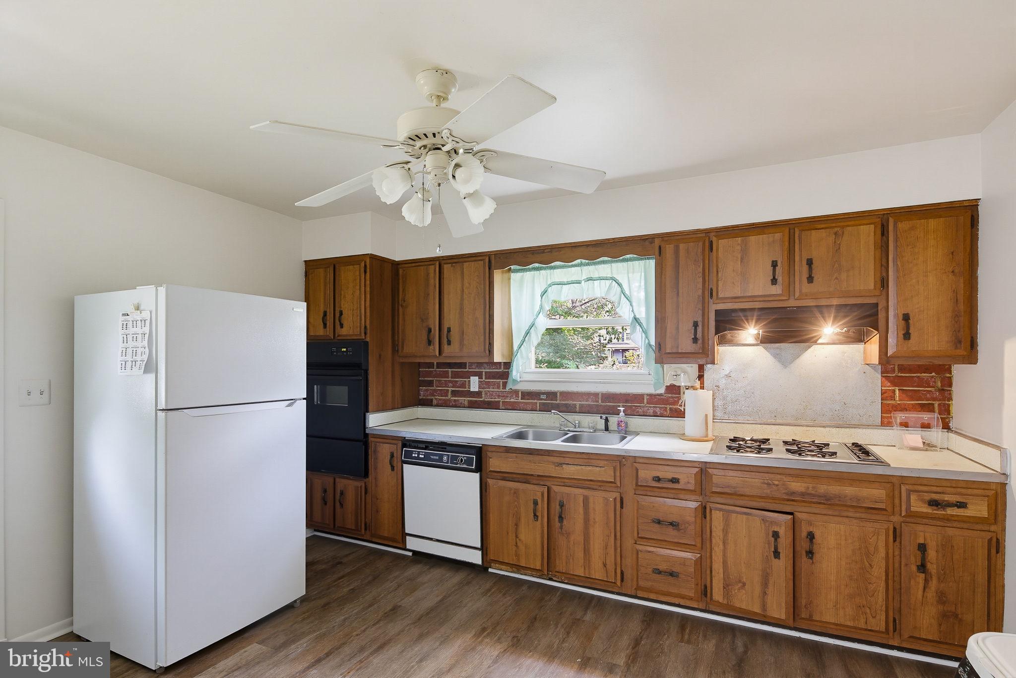 3619 Kenmar Road Baltimore, MD 21244 - Photo 9 of 35 Gallery Image 9