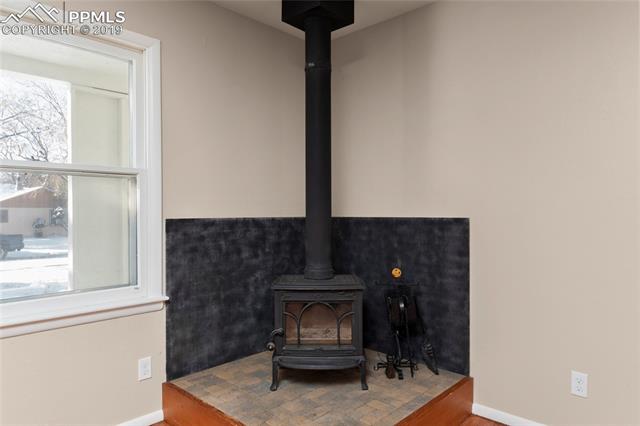 2467 Lafayette Road Colorado Springs, CO 80907 - Photo 4 of 20