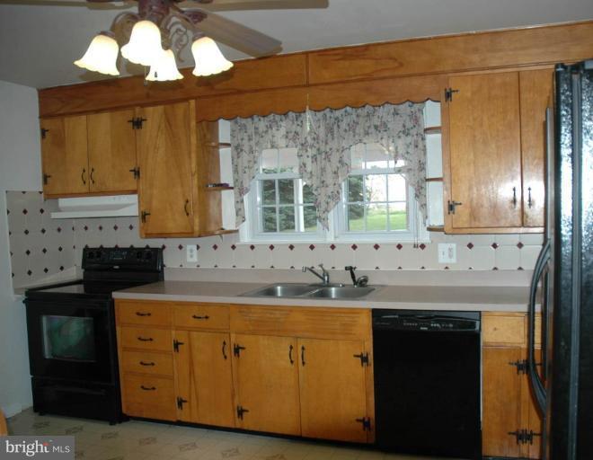 2620 Old Washington Road Westminster, MD 21157 - Photo 19 of 19 Kitchen #2