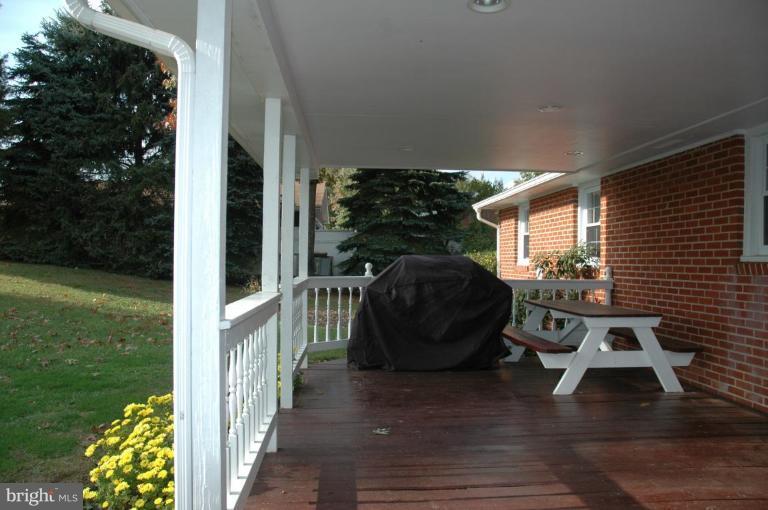 2620 Old Washington Road Westminster, MD 21157 - Photo 3 of 19 Deck