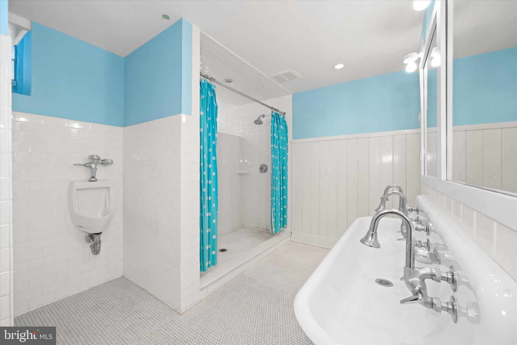 2412 Delaware Avenue Wilmington, DE 19806 - Photo 53 of 64