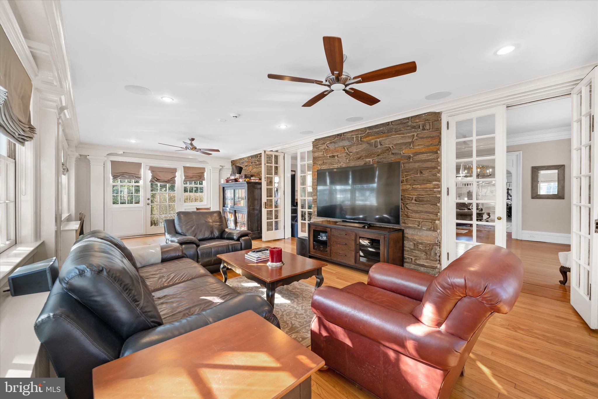 2412 Delaware Avenue Wilmington, DE 19806 - Photo 10 of 64 a living room with furniture and a flat screen tv