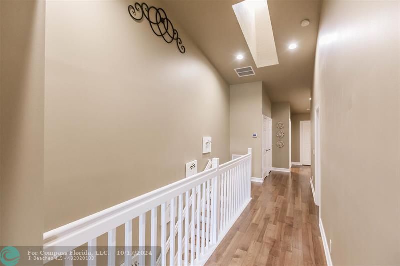 116 Southeast Crestwood Circle Stuart, FL 34997 - Photo 22 of 48 a view of a hallway
