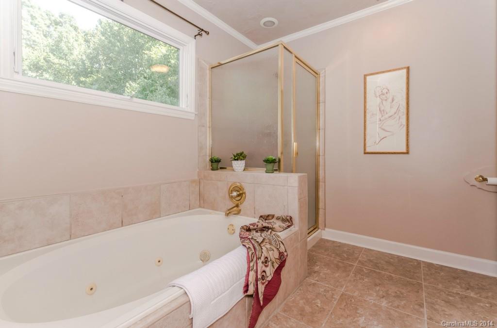 7323 Potter Road Matthews, NC 28104 - Photo 16 of 24 Gallery Image 16