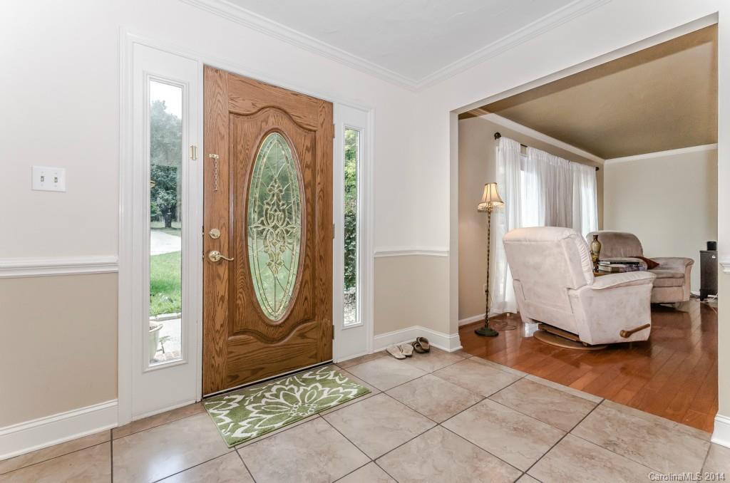 7323 Potter Road Matthews, NC 28104 - Photo 4 of 24 Gallery Image 4
