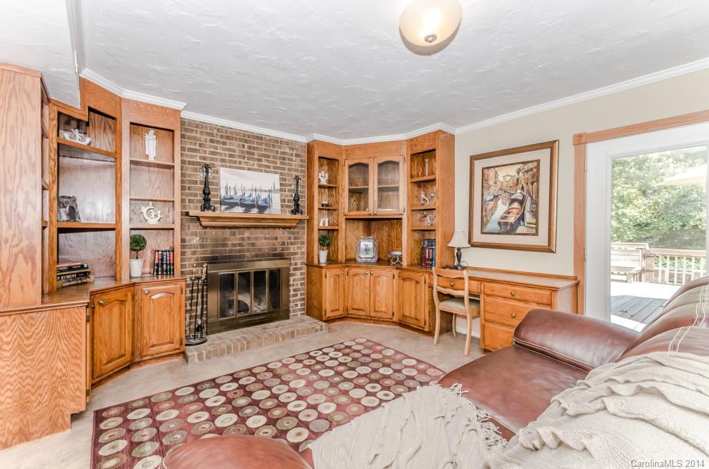 7323 Potter Road Matthews, NC 28104 - Photo 7 of 24 Gallery Image 7
