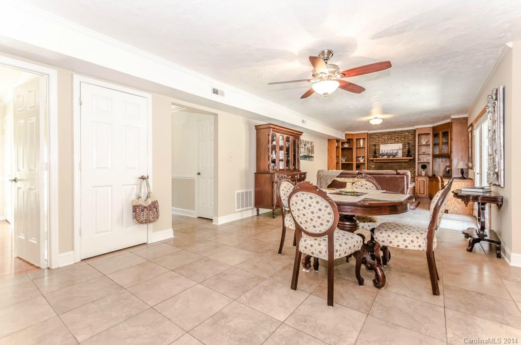 7323 Potter Road Matthews, NC 28104 - Photo 9 of 24 Gallery Image 9