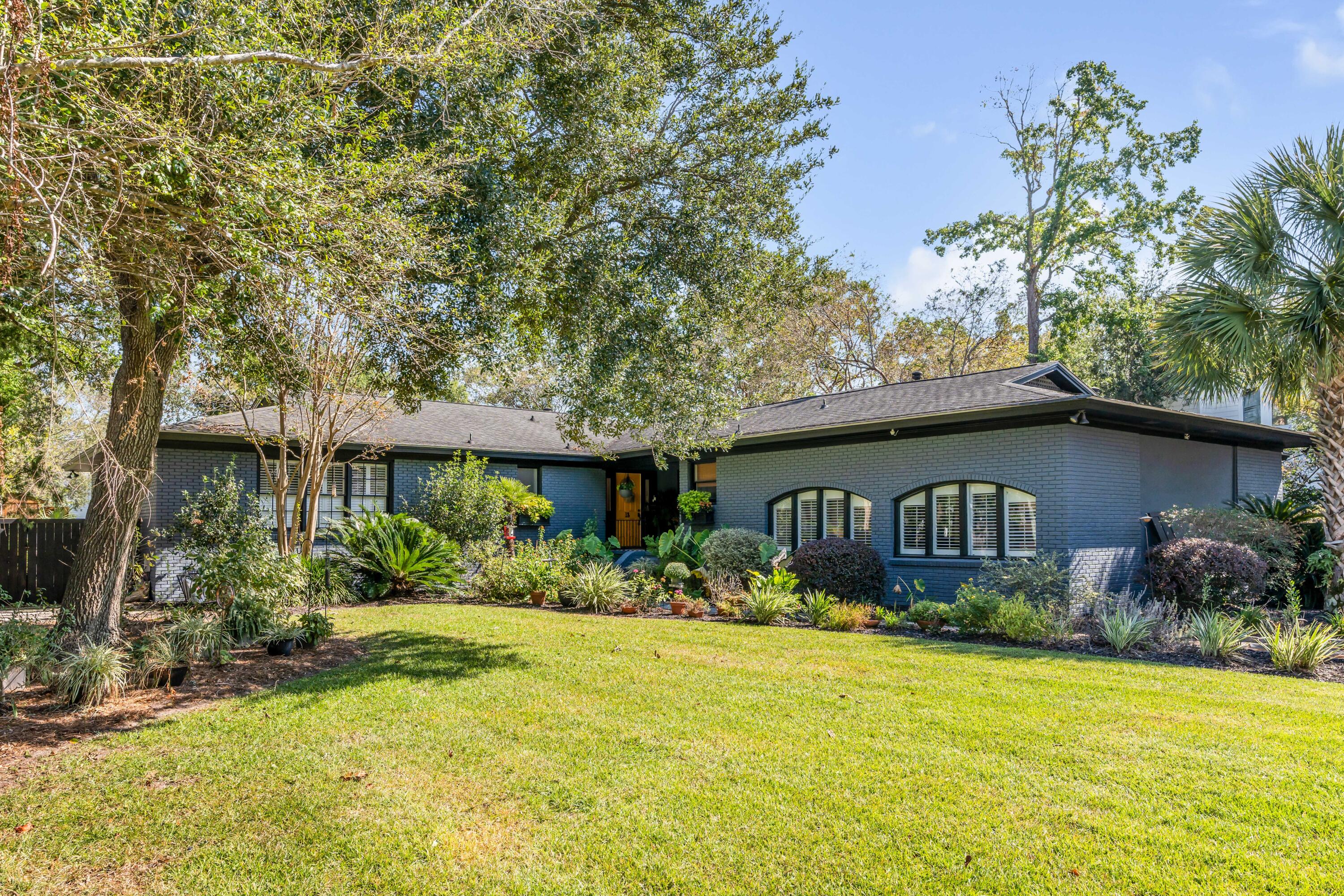 18 Rebellion Road Charleston, SC 29407 - Photo 1 of 1 18 Rebellion Rd