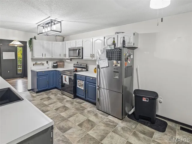 $368,000 | 370 West Mill Street, Red Bud, IL 62278