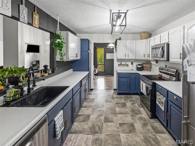 $368,000 | 370 West Mill Street, Red Bud, IL 62278