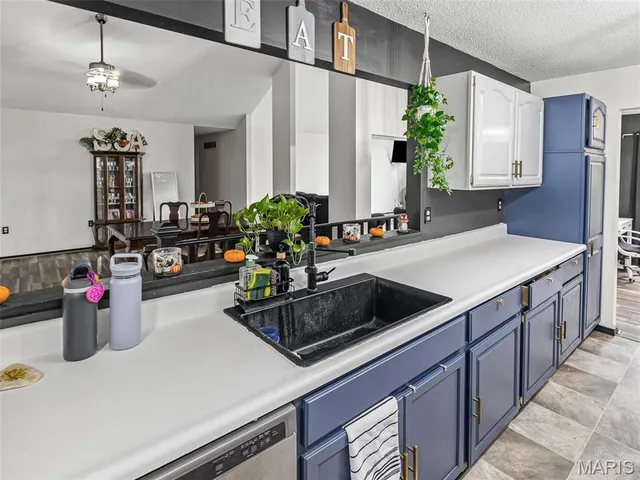 $368,000 | 370 West Mill Street, Red Bud, IL 62278