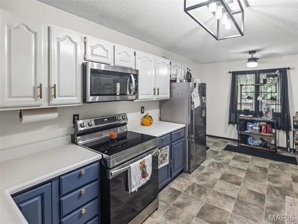 $350,000 | 370 West Mill Street, Red Bud, IL 62278