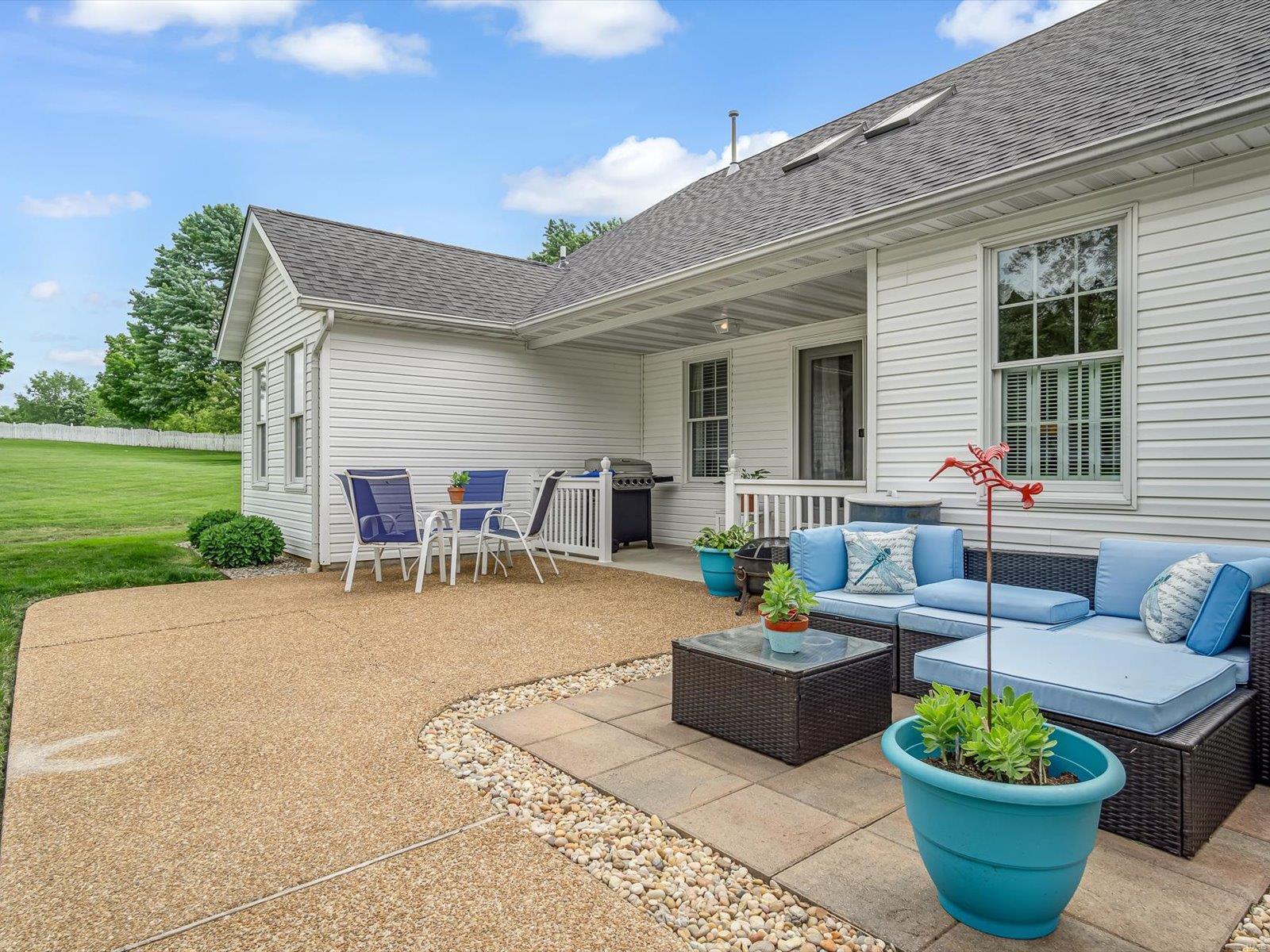 6 Country Lakes Lane Waterloo, IL 62298 - Photo 33 of 41 Gallery Image 33