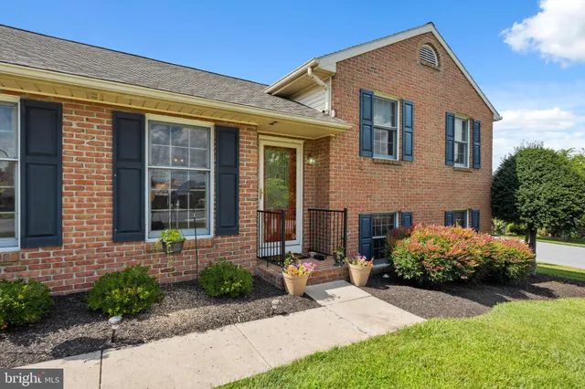 $415,000 | 631 Cornell Avenue, Hagerstown, MD 21742