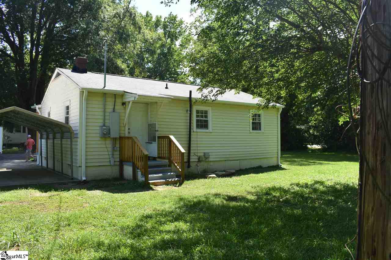 611 Booker Street Anderson, SC 29624 - Photo 4 of 19 Gallery Image 4