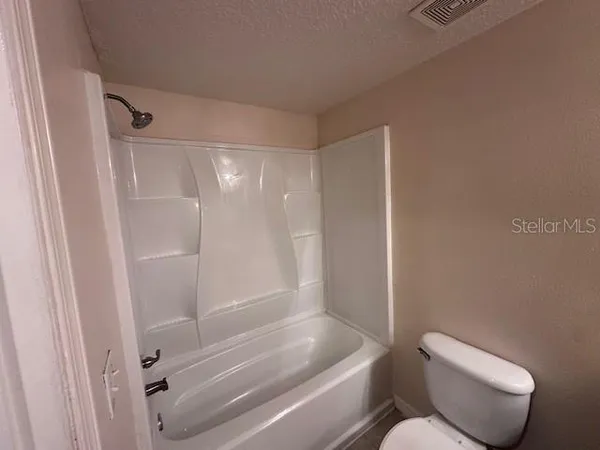 $2,300 | 9520 Amberdale Court, Unit 101, Riverview, FL 33578