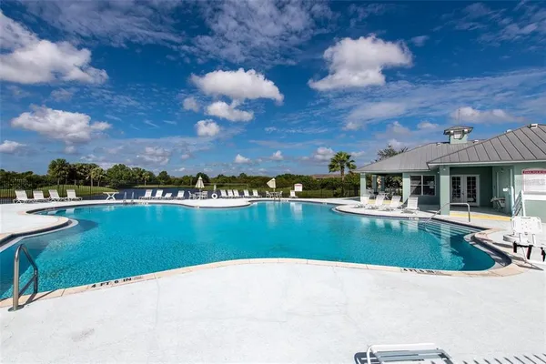 $2,300 | 9520 Amberdale Court, Unit 101, Riverview, FL 33578