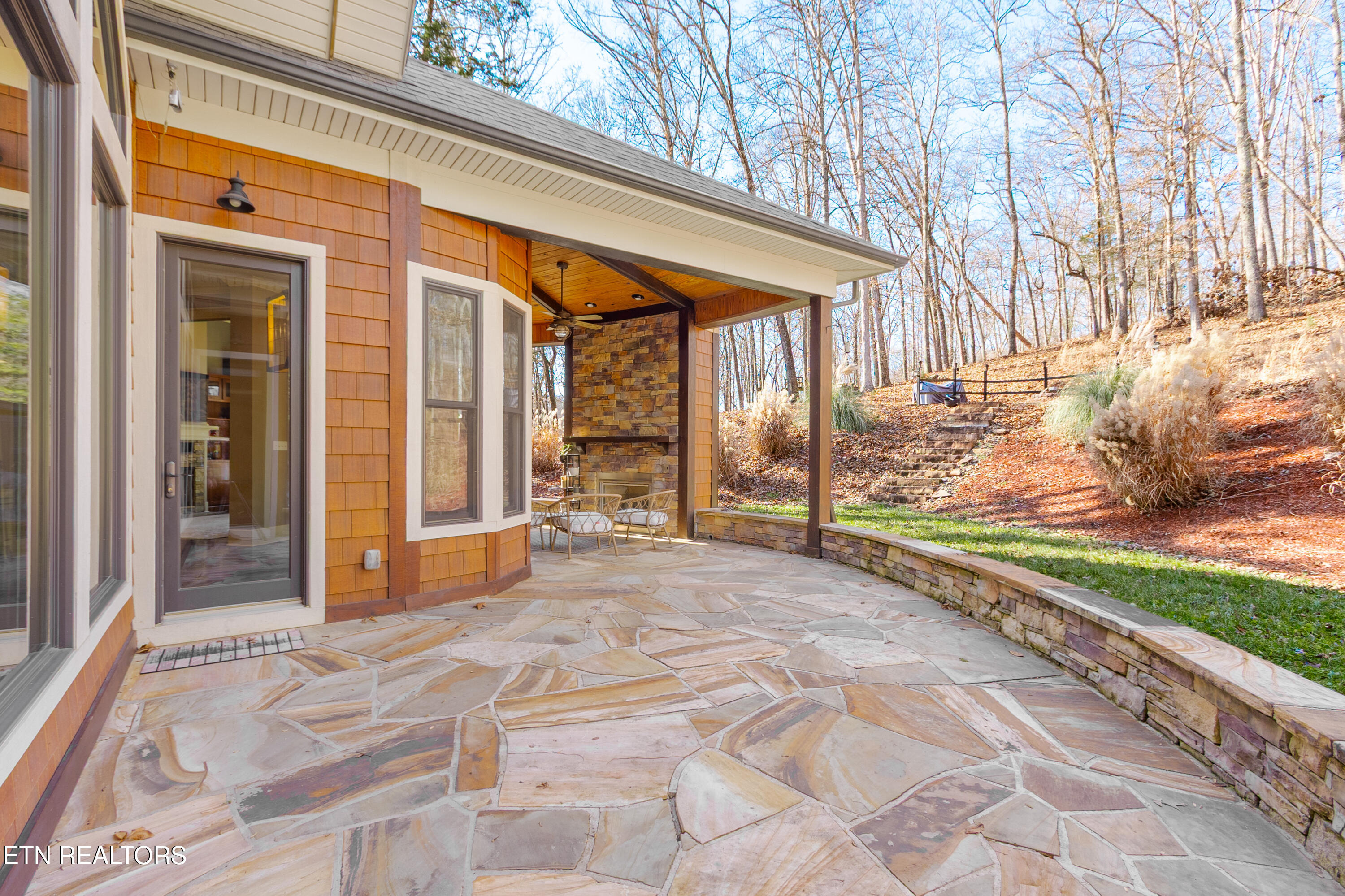 1550 New Hope Road Rockwood, TN 37854 - Photo 9 of 38 Back patio