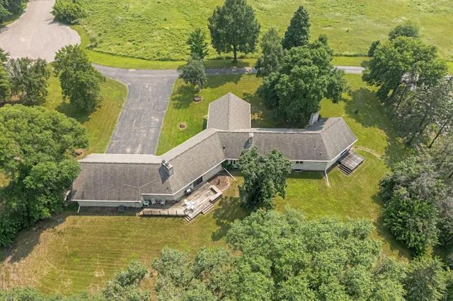 $749,900 | 13200 Henning Circle Northeast, Prior Lake, MN 55372