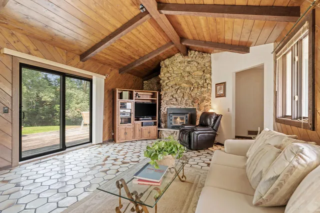 $749,900 | 13200 Henning Circle Northeast, Prior Lake, MN 55372