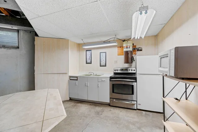 $749,900 | 13200 Henning Circle Northeast, Prior Lake, MN 55372