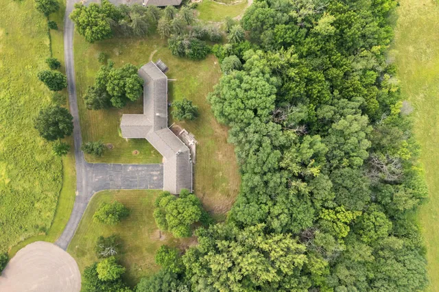 $749,900 | 13200 Henning Circle Northeast, Prior Lake, MN 55372